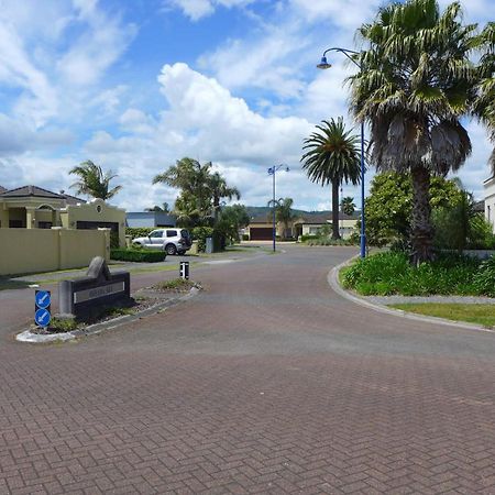 Bed and Breakfast Tuscan Retreat Bed & Breakfast - Adults Only Papamoa Exteriér fotografie