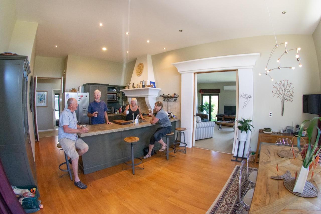 Bed and Breakfast Tuscan Retreat Bed & Breakfast - Adults Only Papamoa Exteriér fotografie