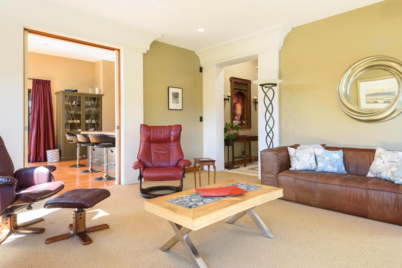 Bed and Breakfast Tuscan Retreat Bed & Breakfast - Adults Only Papamoa Exteriér fotografie